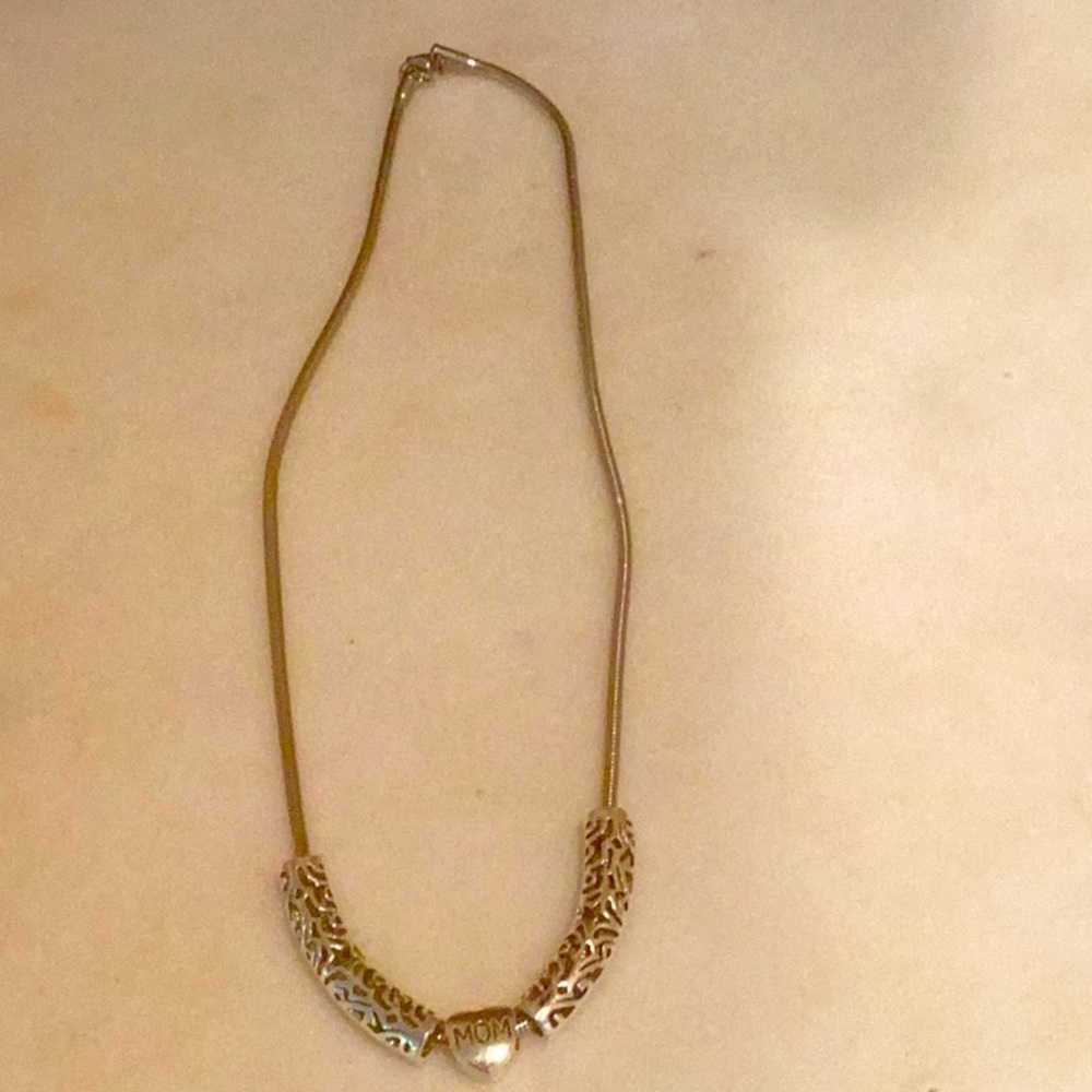 Silver Tone 'Mom' Necklace